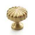 Flora Möbelknopf aus Messing - Gold