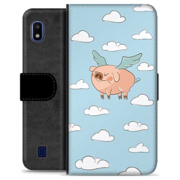 Samsung Galaxy A10 Premium Schutzhülle mit Geldbörse - Fliegendes Schwein