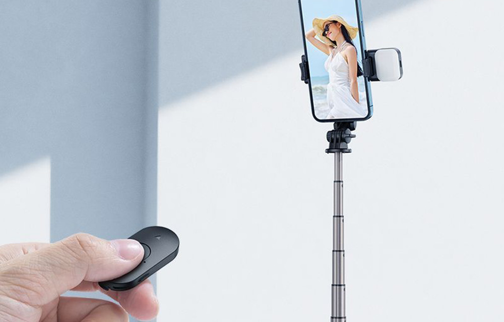 Mcdodo SS-1781 Bluetooth Selfie Stick - 3.5